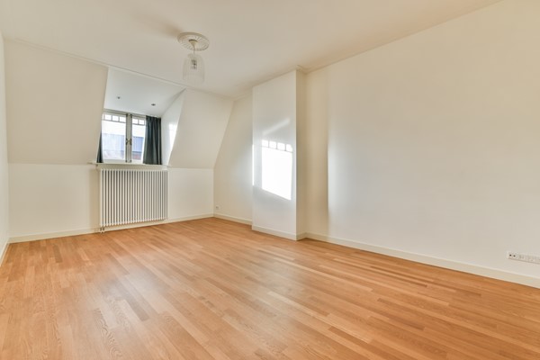 Medium property photo - Van De Veldestraat 7-2, 1071 CW Amsterdam